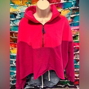 Natural life pullover